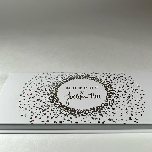 Morphe and Jacklyn hill eyeshadow palette- Ring The alarm - Picture 2 of 3